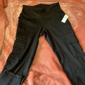 Old navy power express high rise cargo leggings